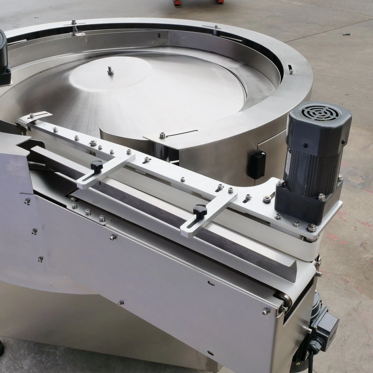 full automatic packaging line with turntable rotary packing line machine for nougat sweets.jpg